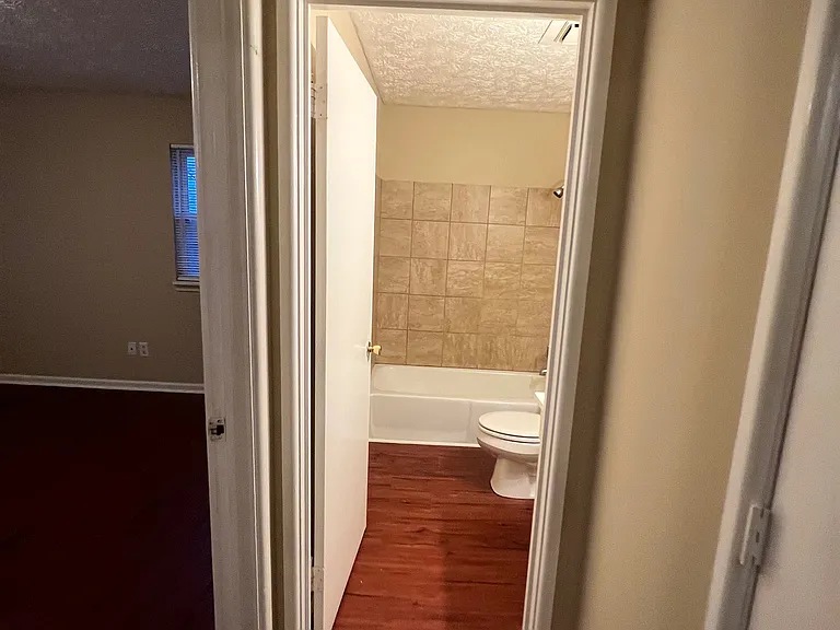 1804 Dalton Ct #1 — Photo 7