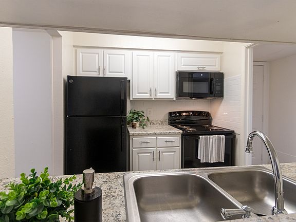 3rd image of 5757 Preston View Blvd #102