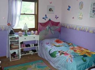 998 Stonegate Rd, Greenwood, IN 46142