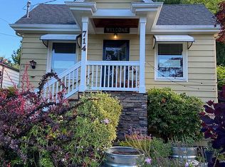 714 N 98th St, Seattle, WA 98103