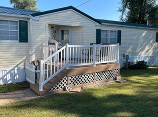 1023 S 4th St, Guttenberg, IA 52052