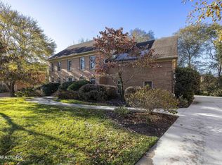 648 Sedgley Dr, Knoxville, TN 37922