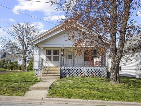 707 E 8th St, Trenton, MO 64683