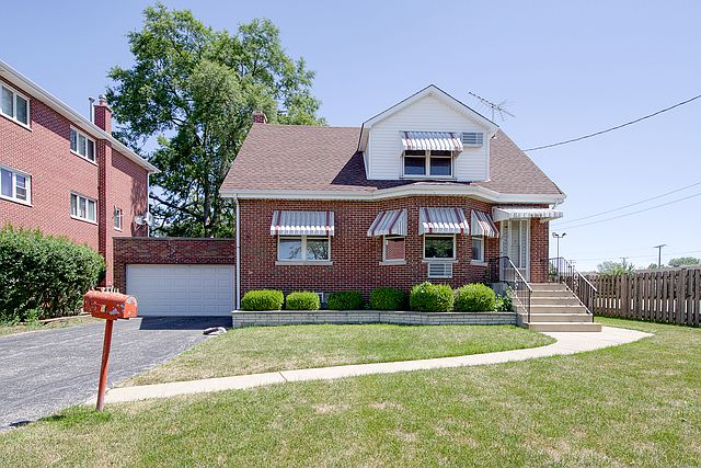 1st image of 8815 N Greenwood Ave