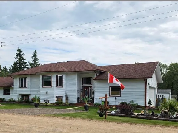 30 St Boniface AVENUE, Goodsoil, SK S0M 1A0
