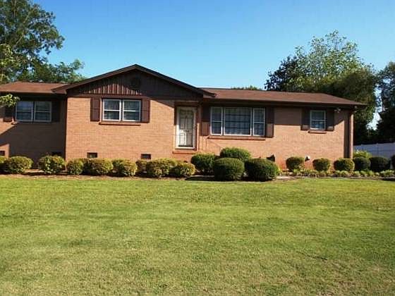 1st image of 102 Hiwassee Dr