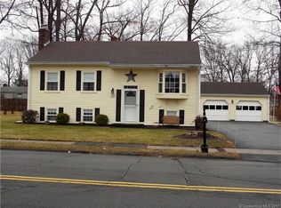 10 Maxine Rd, Plainville, CT 06062