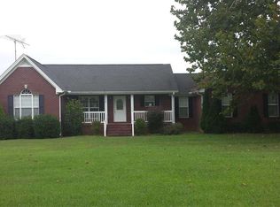 1285 Coates Bend Cir, Gadsden, AL 35901