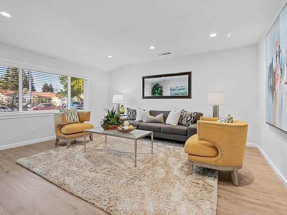 5th image of 1050 Ortega Cir
