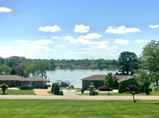 203 Sterling Rd, Hendersonville, TN 37075