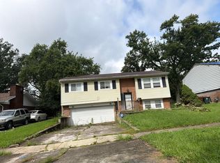 708 Circle Dr, University Park, IL 60484