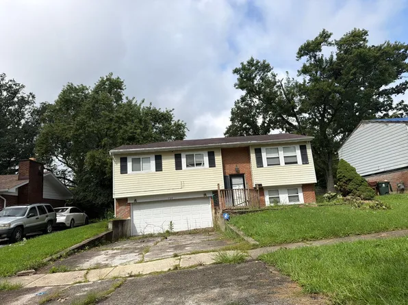 708 Circle Dr, University Park, IL 60484