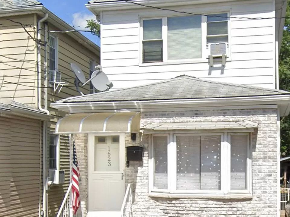 1st image of 1623 E 51st St #1