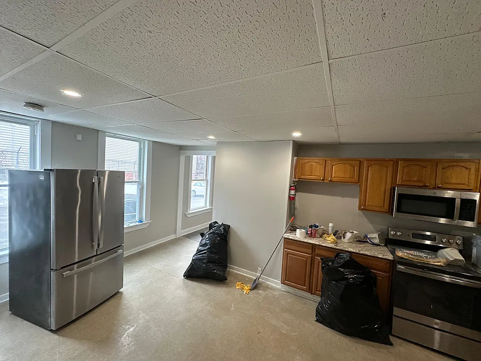 33 Providence St #1