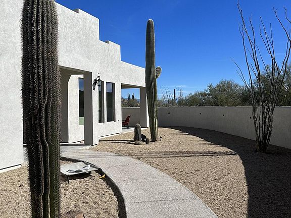 4th image of 1700 N Placita Tuberia