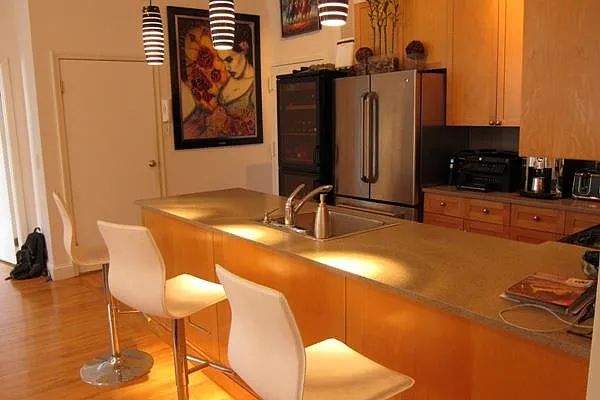 Rented by Triumph Property Group | media 10