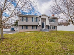 21 Rose Cir, Meriden, CT 06450