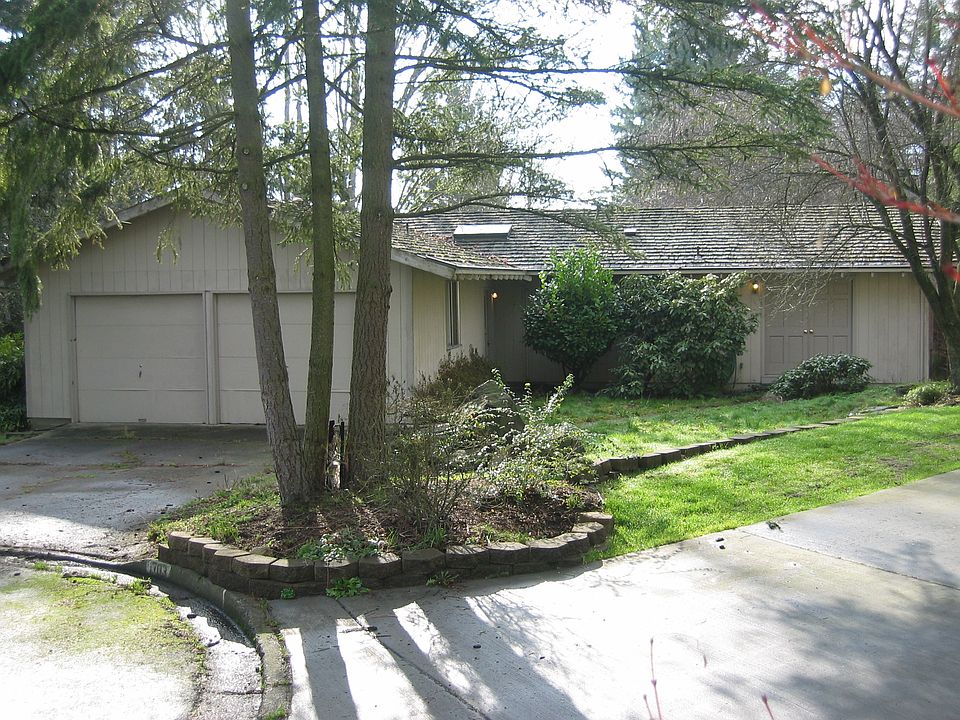 1st image of 1703 172nd Ct NE