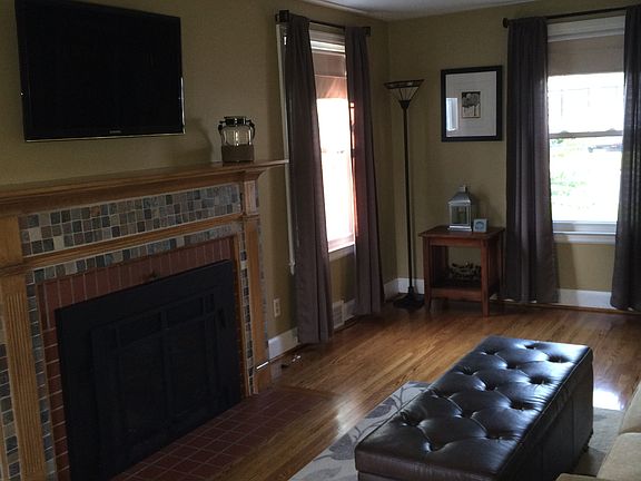 5th image of 135 Meadow Ln
