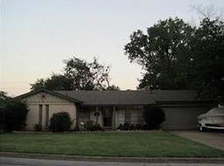 111 W Alexander Ln, Euless, TX 76040