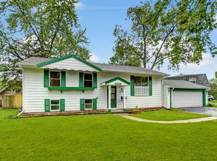 1848 Reichert Ave, Sauk Village, IL 60411