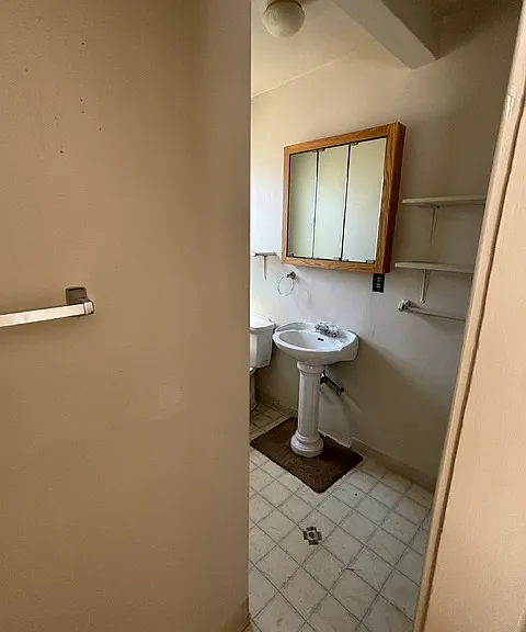 214 River St #A — Photo 10