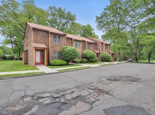 10 Cianci Ave APT 7, Plainville, CT 06062