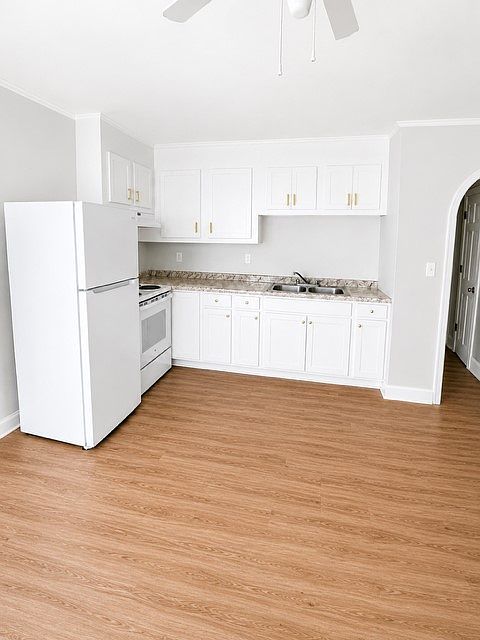 1st image of 814 W Rankin Ave #B