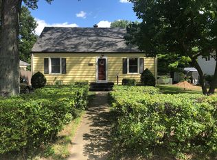 308 S Cedar Rd, New Lenox, IL 60451