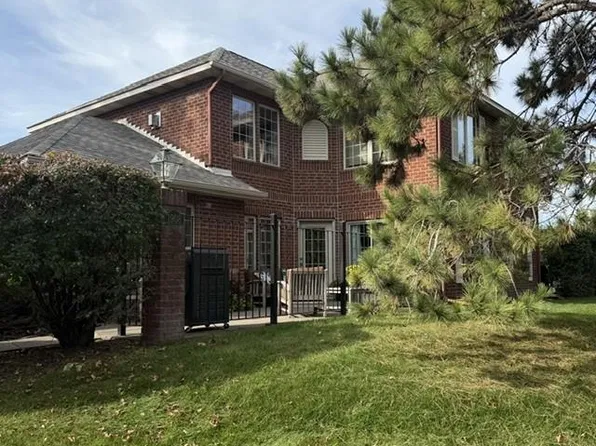 1908 Hunter Hill Rd, Hudson, WI 54016