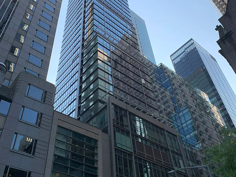 60 E 55th St #19B — Photo 11
