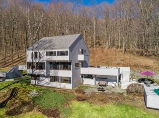 48 Victoria Ln, Lanesboro, MA 01237