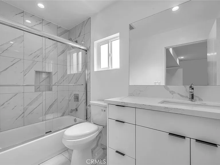 4453 Colfax Ave #2 — Photo 46