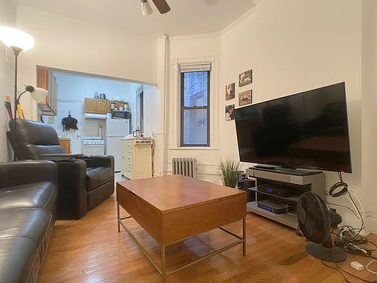 2nd image of 173 Bleecker St #4A