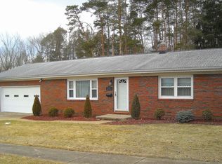 1629 Elwood Rd, Williamsport, PA 17701