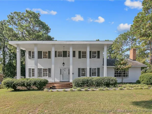 1608 Hatherleigh Dr, Fayetteville, NC 28304