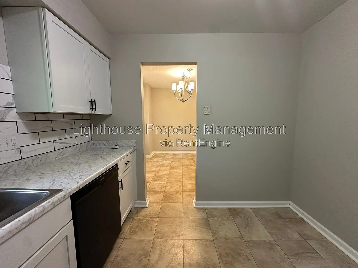 3 bed, 2.5 bath, $1,800 — Photo 3