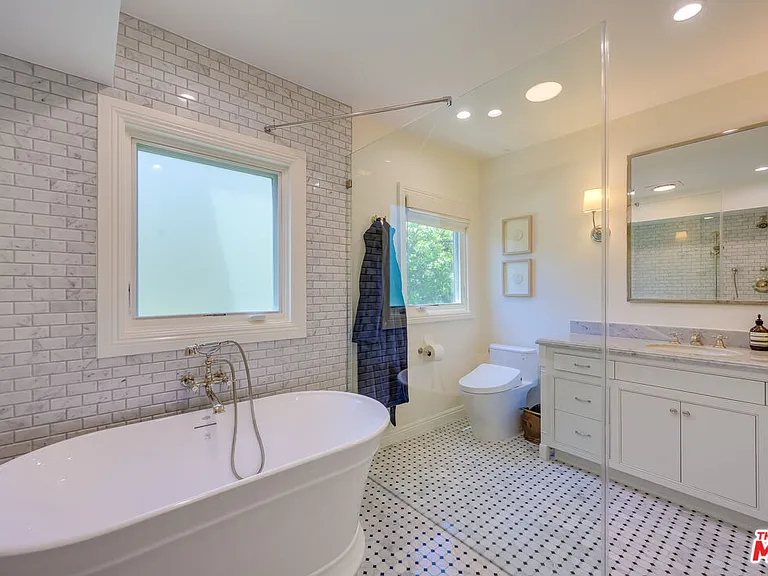 1007 Carol Dr — Photo 31