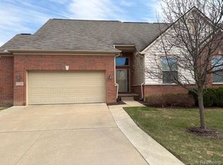 57293 Windmill Point, New Hudson, MI 48165