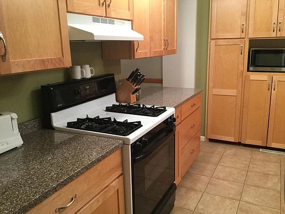 5th image of 4537 Bonanza Dr NE