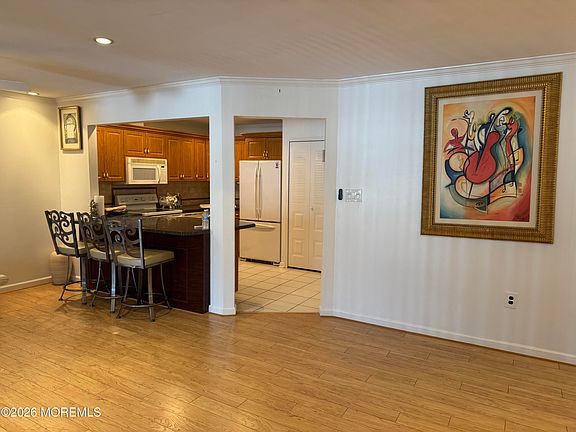 3rd image of 134 Amberly Dr Unit E