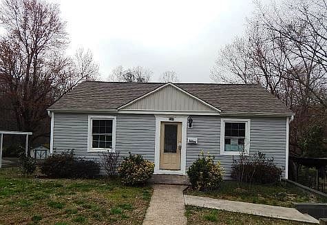 1st image of 2742 Edwards St