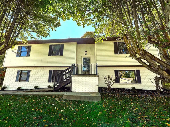1804 Coffman St, Barboursville, WV 25504