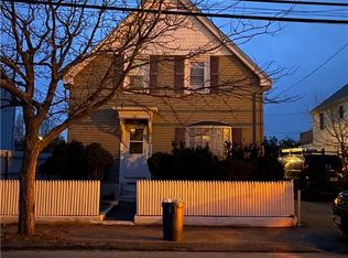 82 Kenyon Ave, Pawtucket, RI 02861