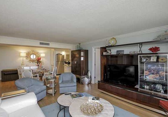 Home For Sale In Gemini