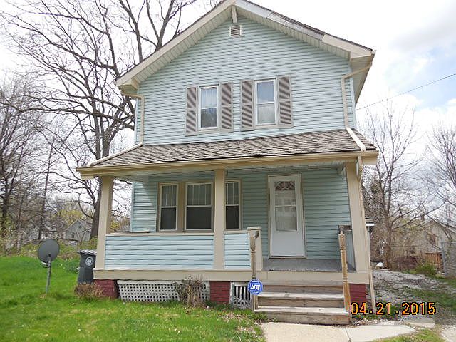1st image of 572 Bertha Ave