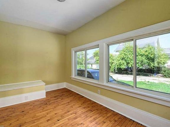5th image of 19242 Telbir Ave Unit 1
