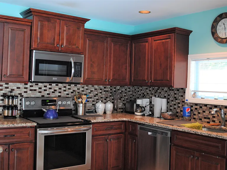 6 Orchard Ln — Photo 9