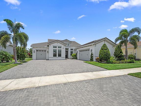 3rd image of 4788 Estates Circle
