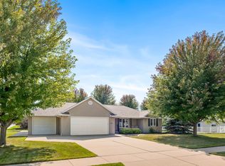 2021 Meadowview St, Kaukauna, WI 54130